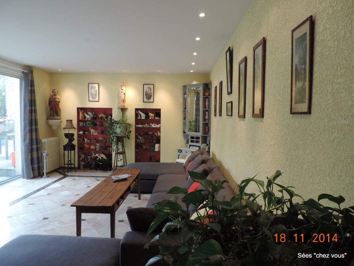 Sees Chez Vous Bed and Breakfast Exteriör bild
